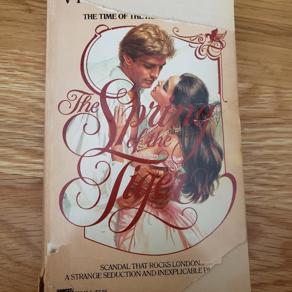 Spring of the Tiger by Victoria Holt